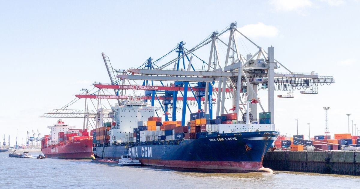 Jaké jsou příčiny přetížení námořních přístavů?